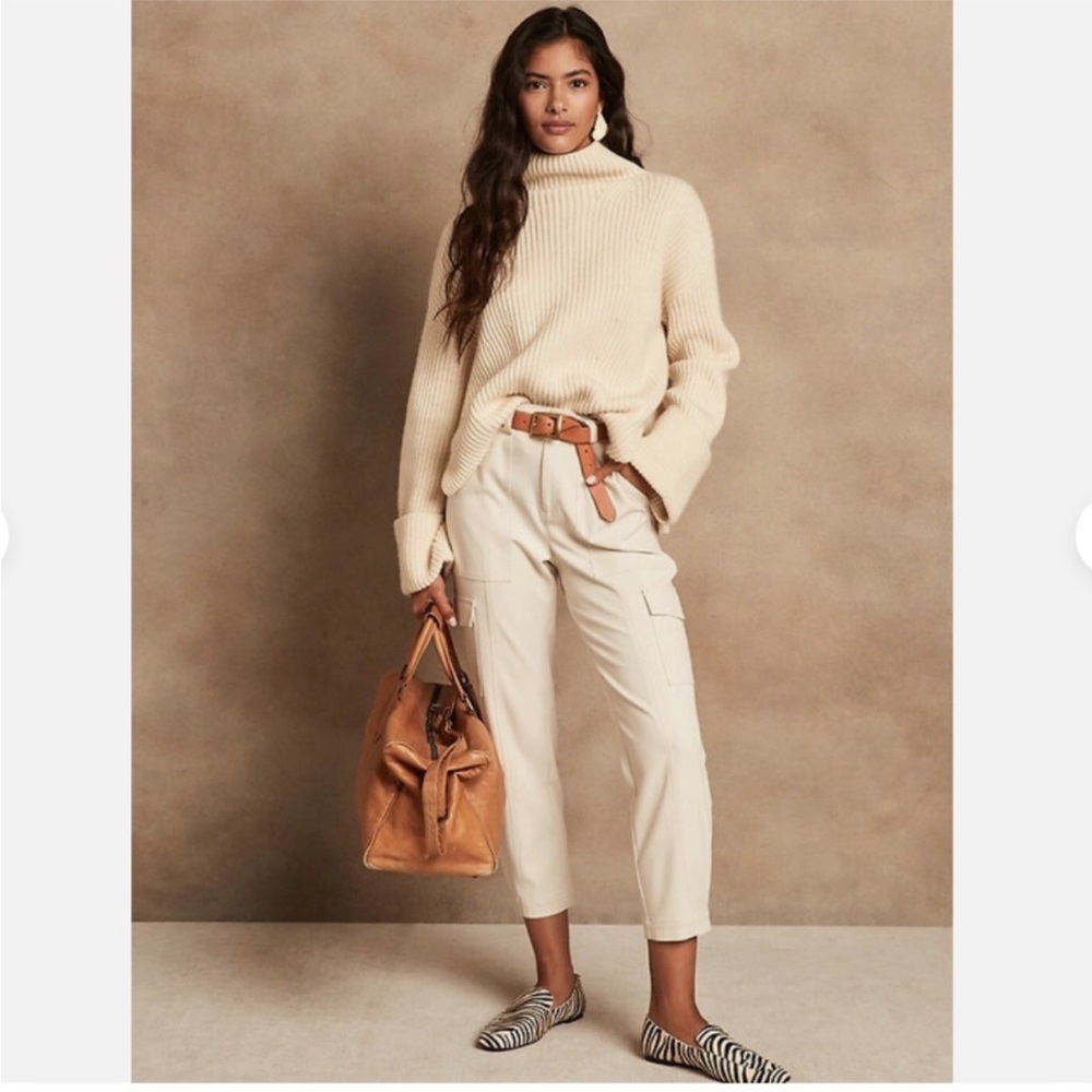 Petite Banana Republic Cream Belted Trousers
